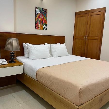 Mia Hotel Хошимин Екстериор снимка